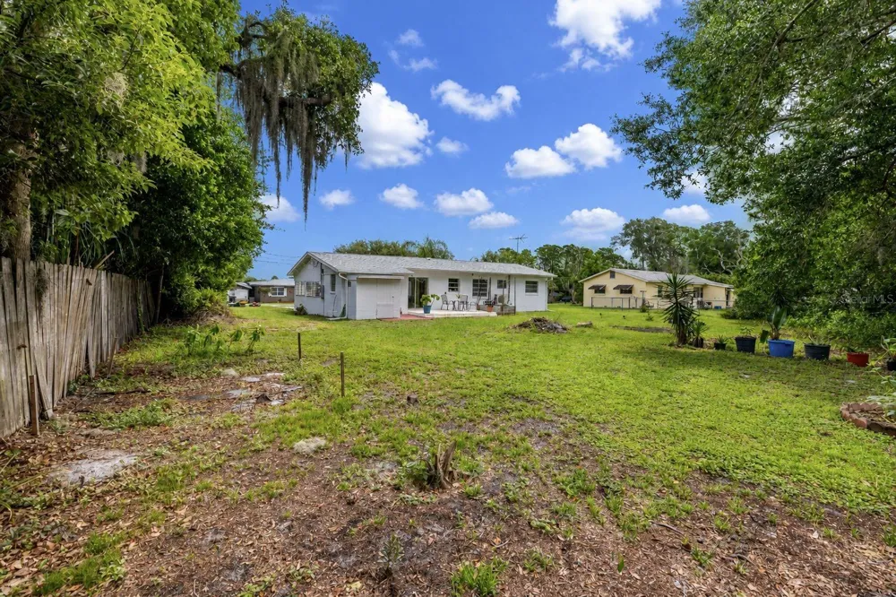 9 SUNSET DRIVE Debary, FL 32713