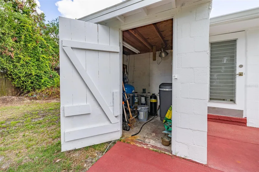 9 SUNSET DRIVE Debary, FL 32713