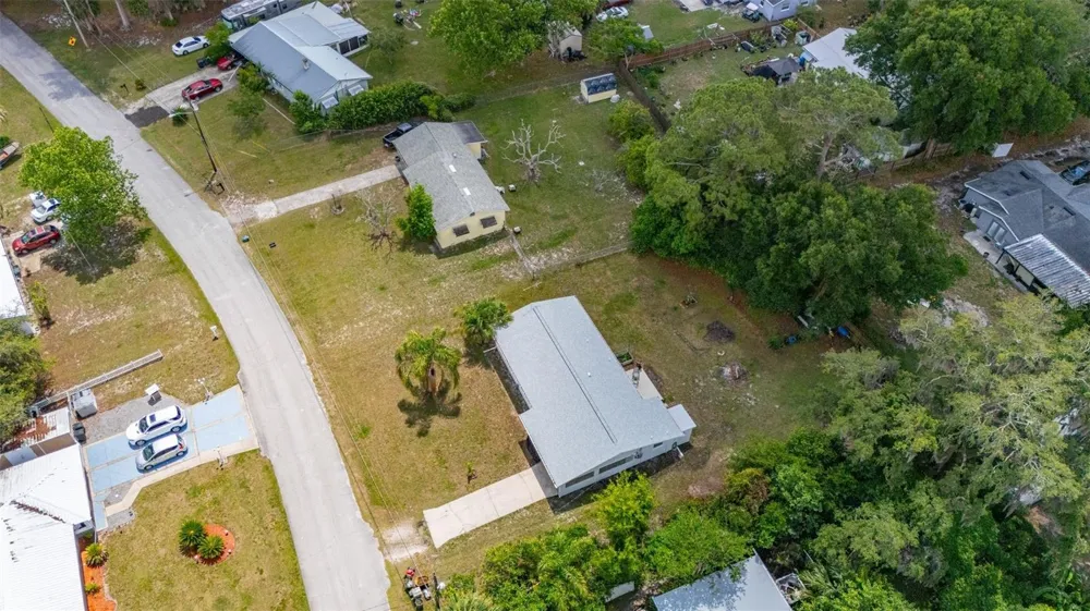9 SUNSET DRIVE Debary, FL 32713