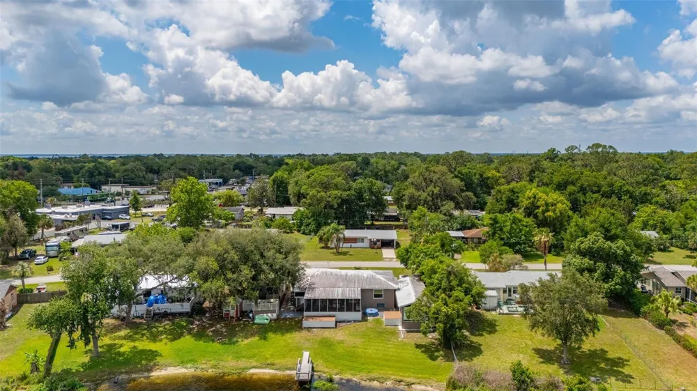 9 SUNSET DRIVE Debary, FL 32713