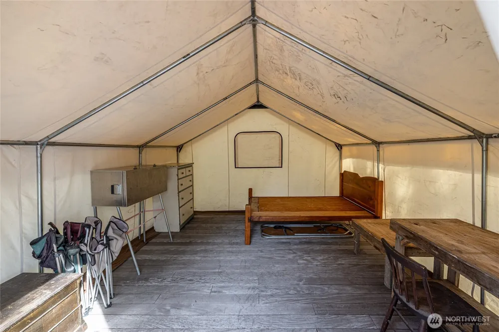 329 First Grade Road Leavenworth, WA 98826