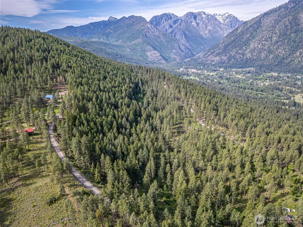 329 First Grade Road Leavenworth, WA 98826