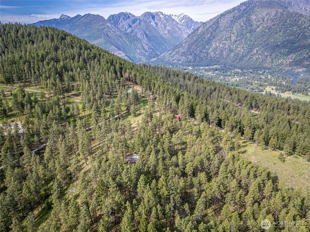 329 First Grade Road Leavenworth, WA 98826