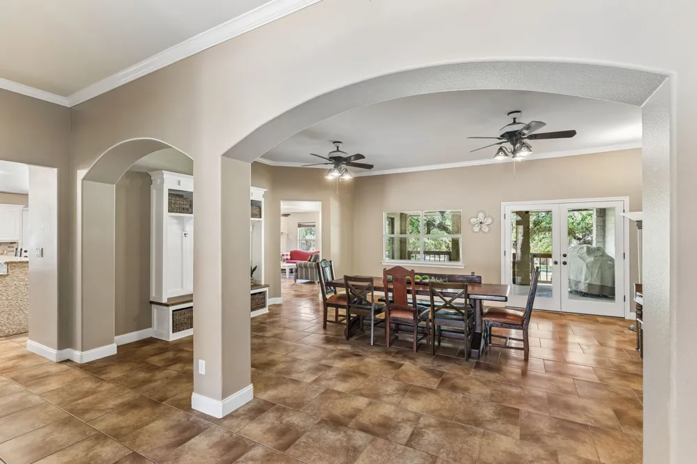 401 Twin Springs Road Georgetown, TX 78633