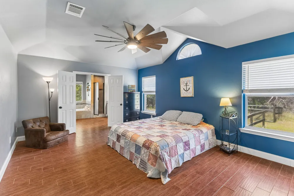 401 Twin Springs Road Georgetown, TX 78633