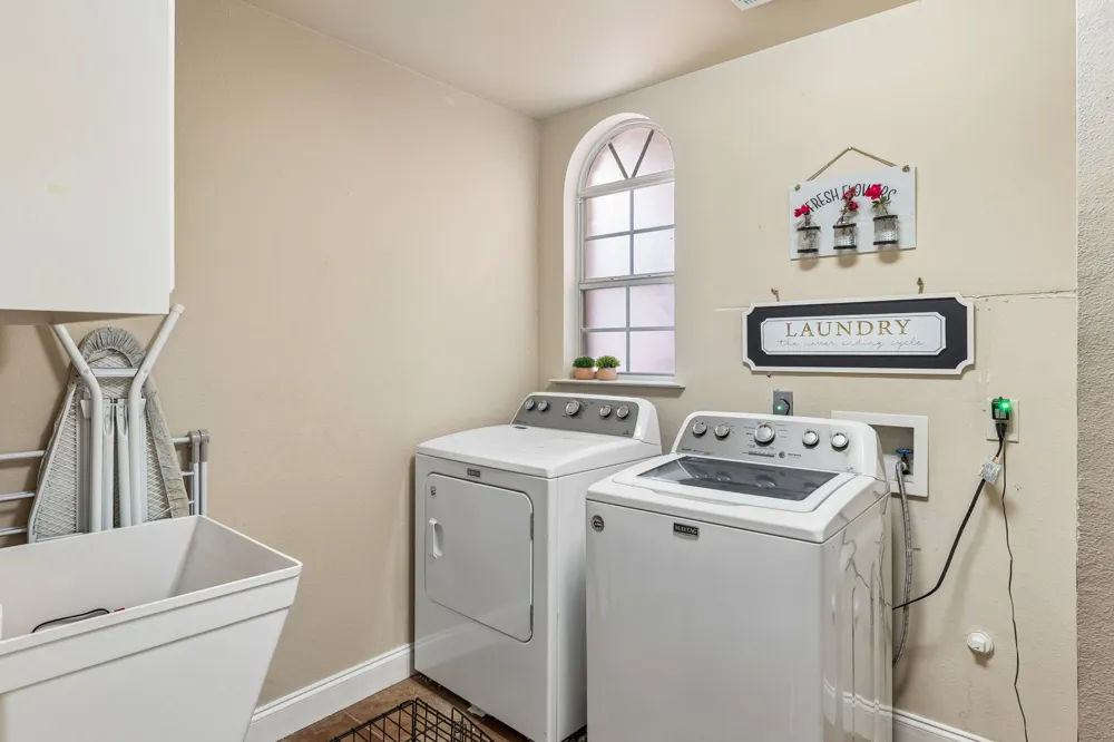401 Twin Springs Road Georgetown, TX 78633