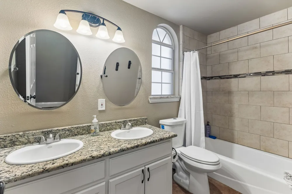 401 Twin Springs Road Georgetown, TX 78633