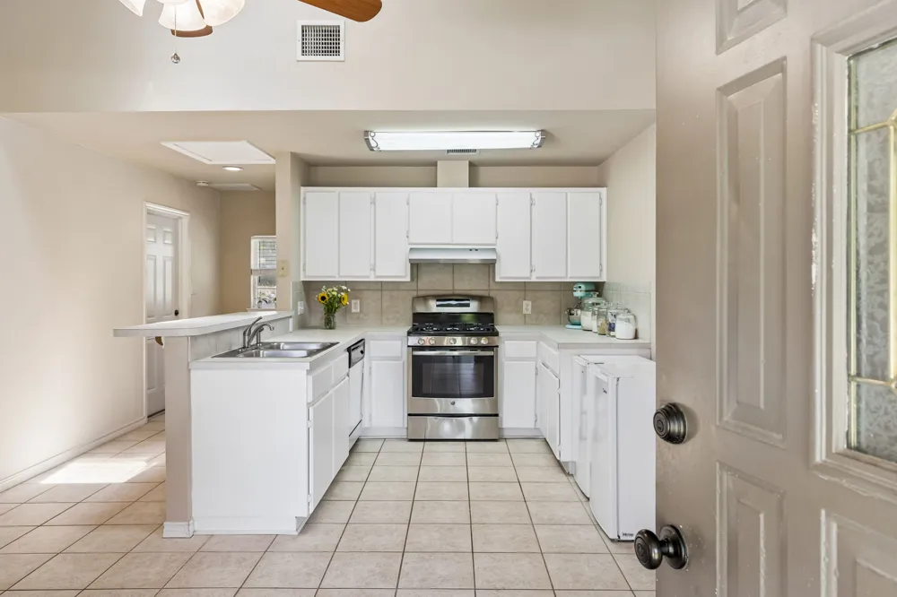 401 Twin Springs Road Georgetown, TX 78633