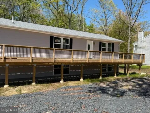 224 KENSINGTON DR
