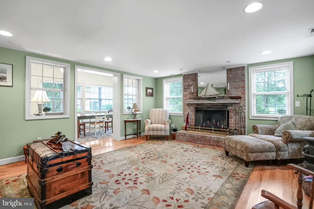 25367 MESSONGO ROAD Temperanceville, VA 23442