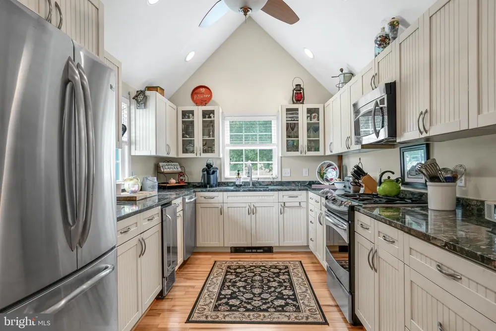 25367 MESSONGO ROAD Temperanceville, VA 23442