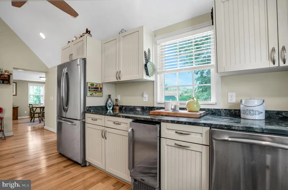 25367 MESSONGO ROAD Temperanceville, VA 23442