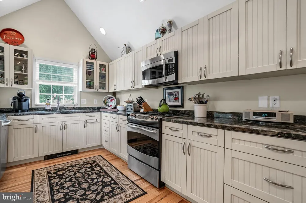 25367 MESSONGO ROAD Temperanceville, VA 23442