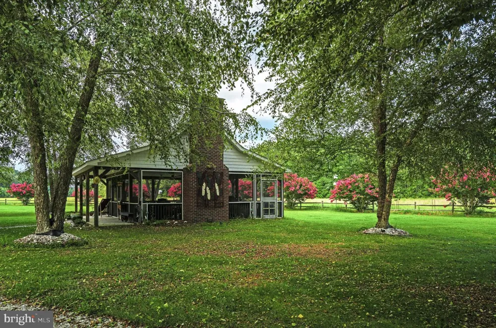 25367 MESSONGO ROAD Temperanceville, VA 23442