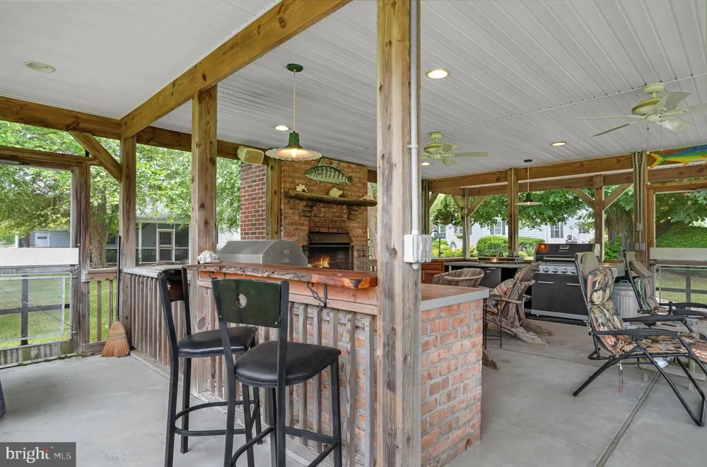 25367 MESSONGO ROAD Temperanceville, VA 23442