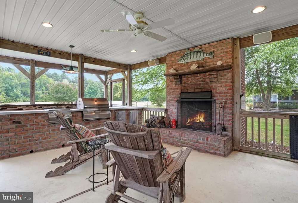 25367 MESSONGO ROAD Temperanceville, VA 23442