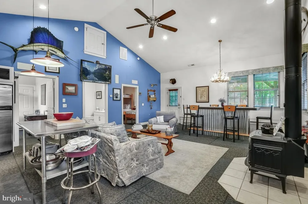 25367 MESSONGO ROAD Temperanceville, VA 23442