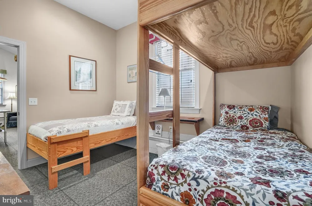 25367 MESSONGO ROAD Temperanceville, VA 23442