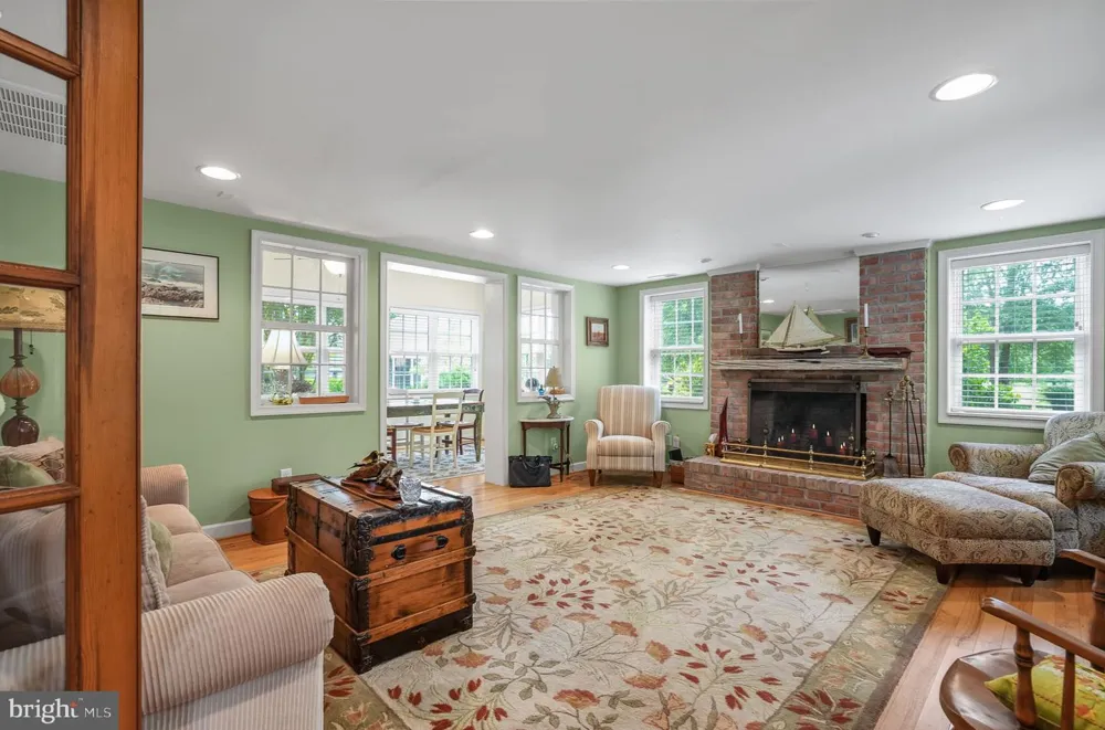 25367 MESSONGO ROAD Temperanceville, VA 23442