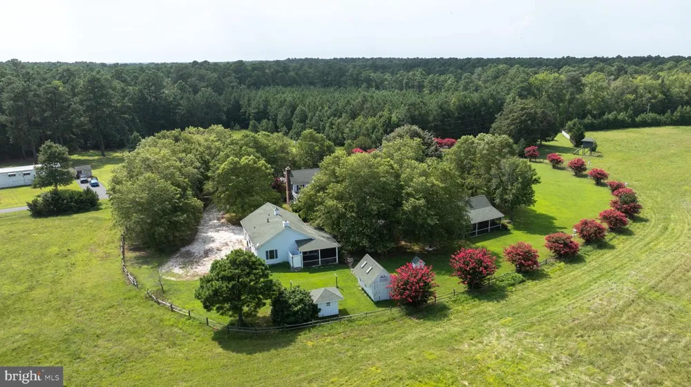 25367 MESSONGO ROAD Temperanceville, VA 23442