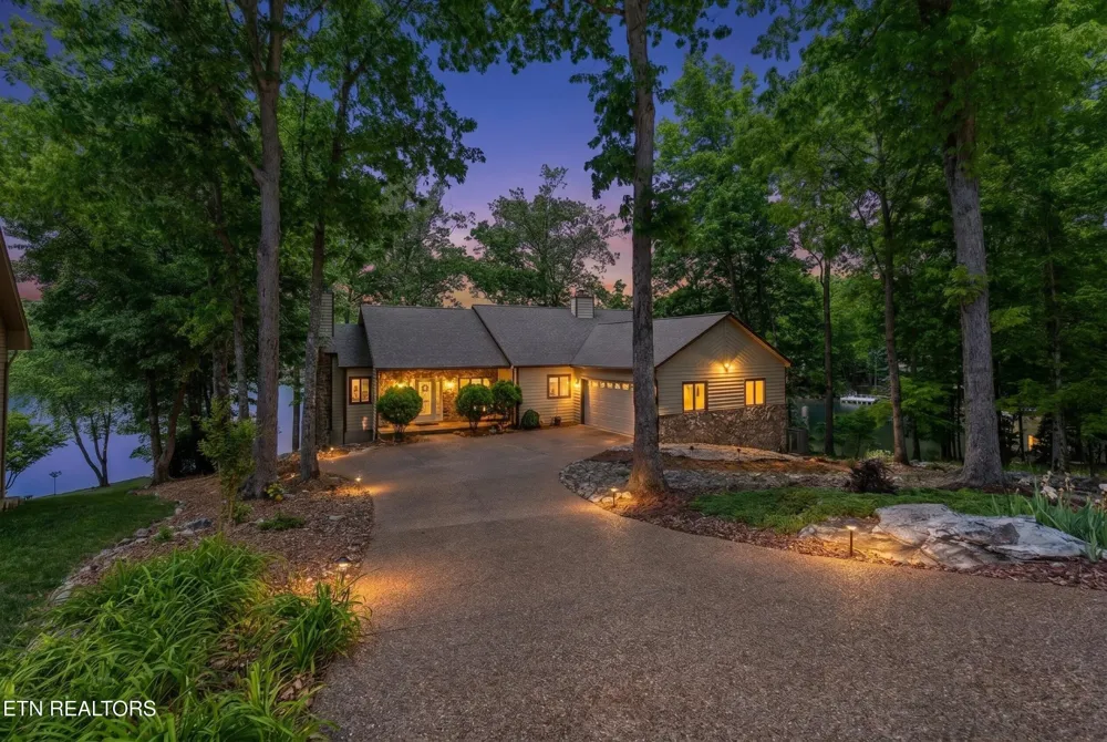 63 Brummel Lane Crossville, TN 38558