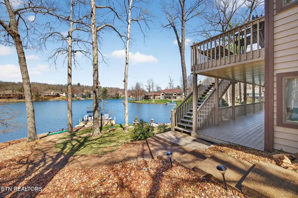 63 Brummel Lane Crossville, TN 38558