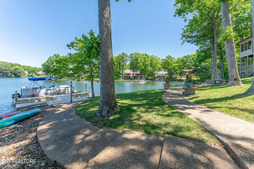63 Brummel Lane Crossville, TN 38558