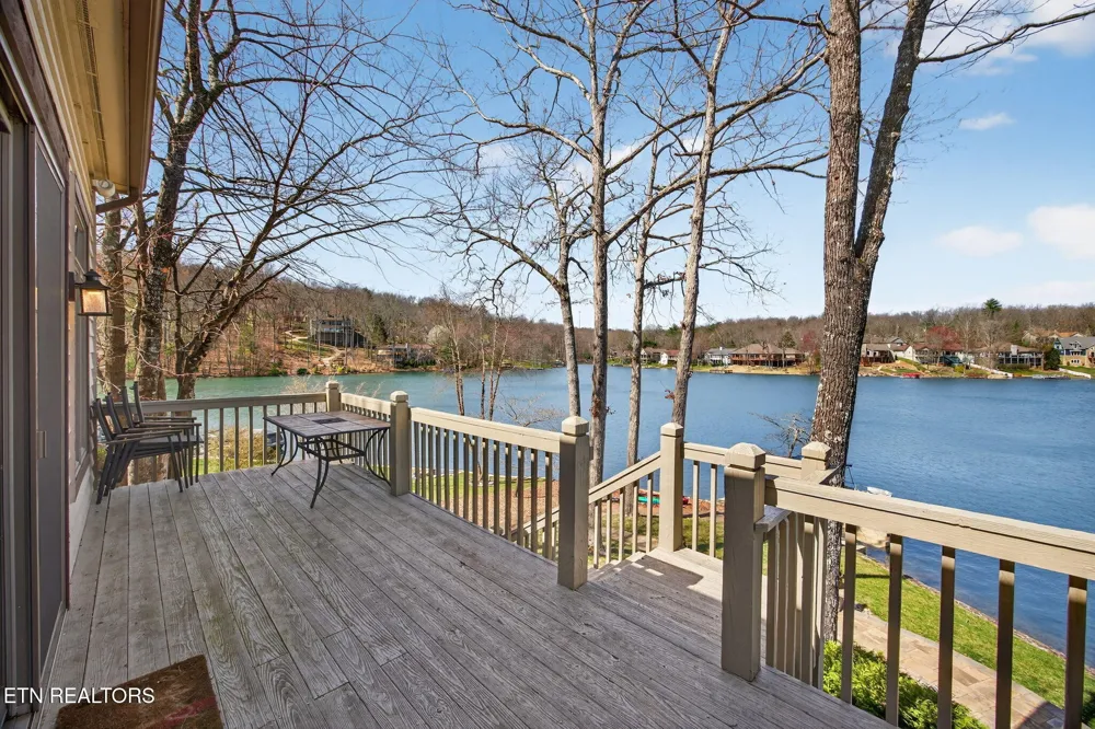 63 Brummel Lane Crossville, TN 38558