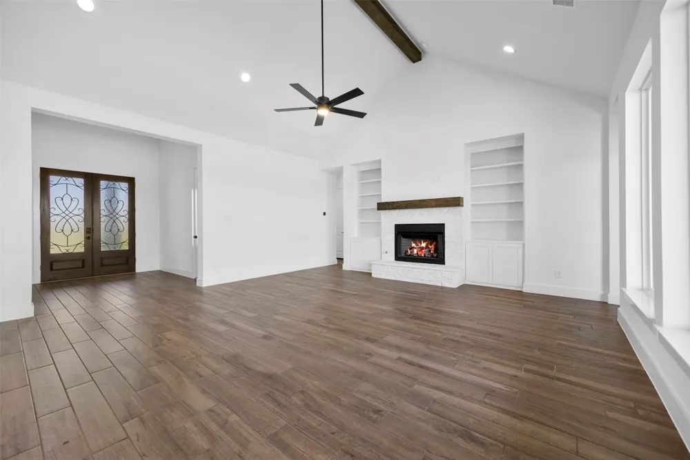 152 Aanya Lane Waxahachie, TX 75165