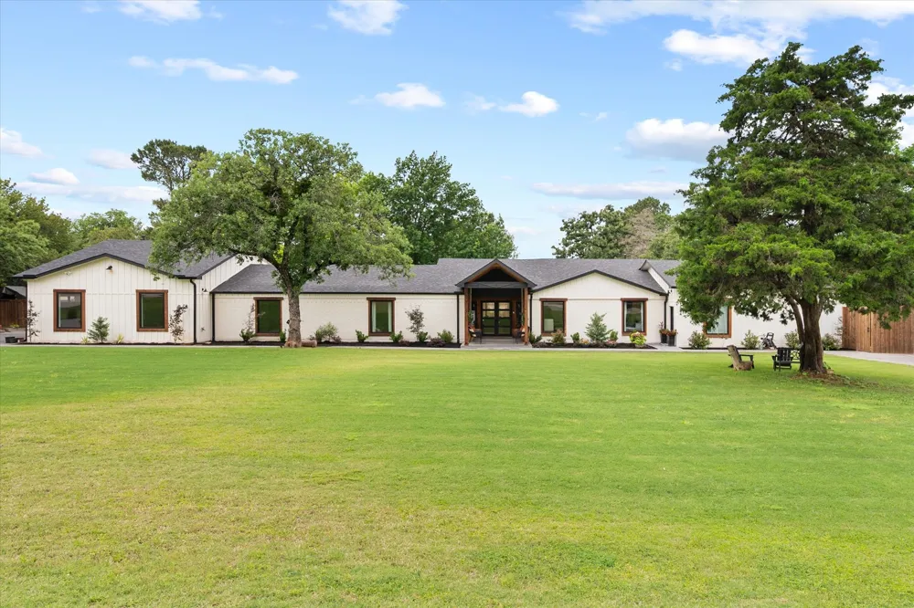 1584 Randol Mill Avenue Southlake, TX 76092