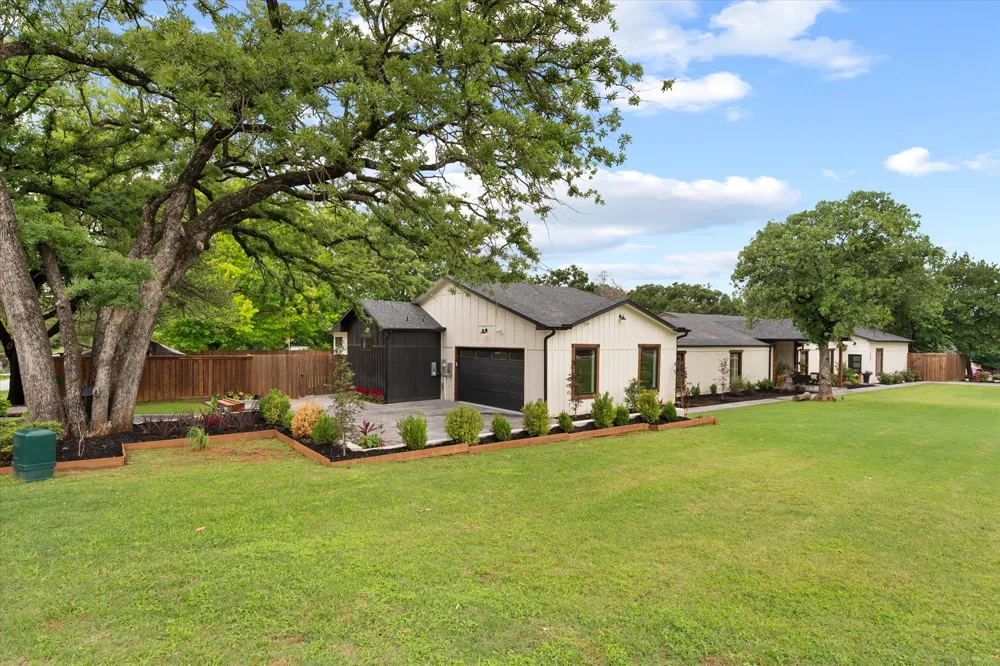 1584 Randol Mill Avenue Southlake, TX 76092