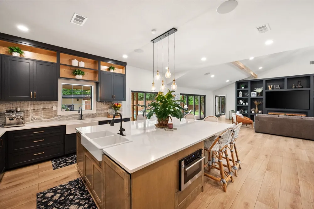 1584 Randol Mill Avenue Southlake, TX 76092
