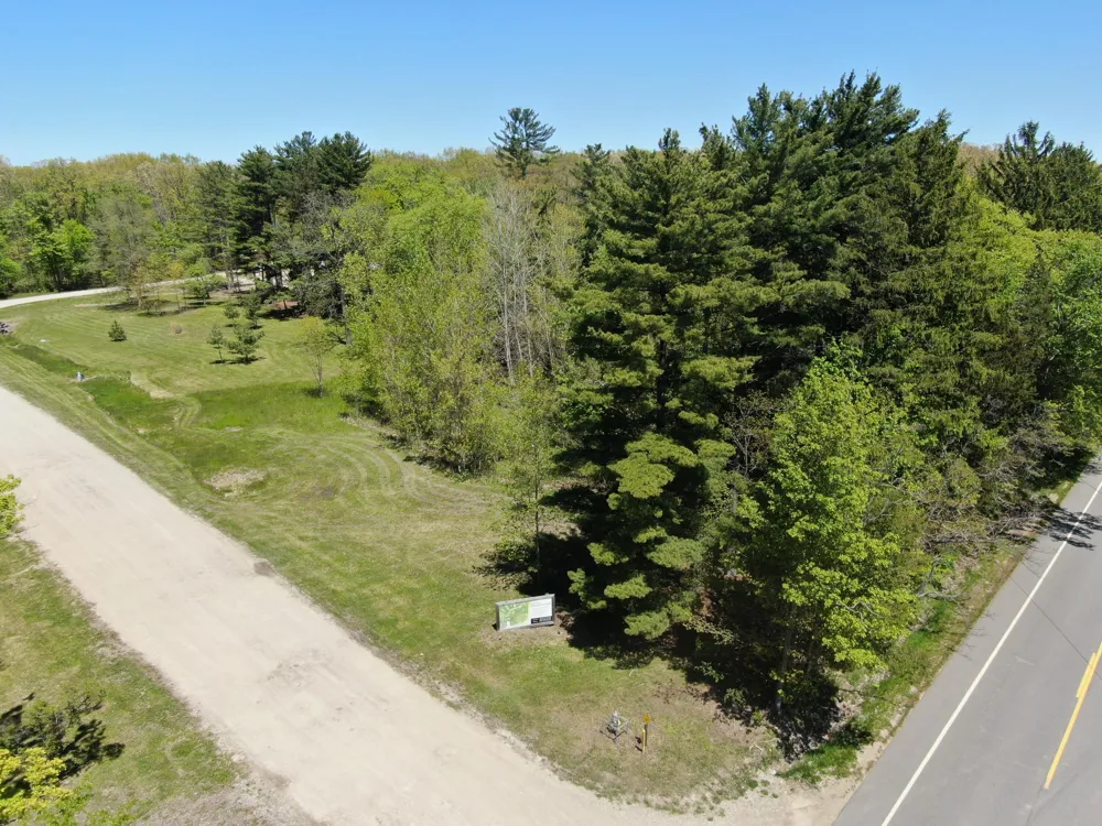 12 Meadowood Lane Lakeside, MI 49116