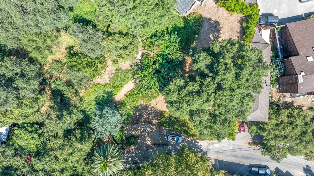 487 Woodland Sierra Madre, CA 91024