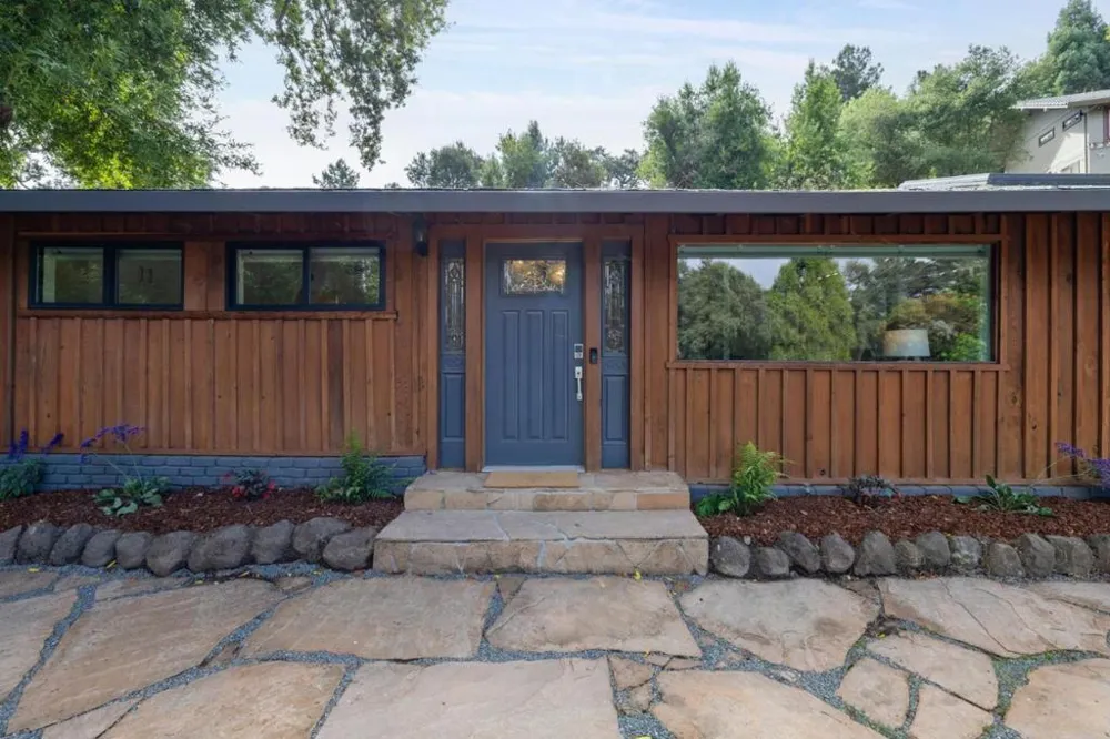 76 Old Spanish Trail Portola Valley, CA 94028