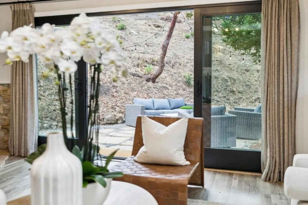 76 Old Spanish Trail Portola Valley, CA 94028