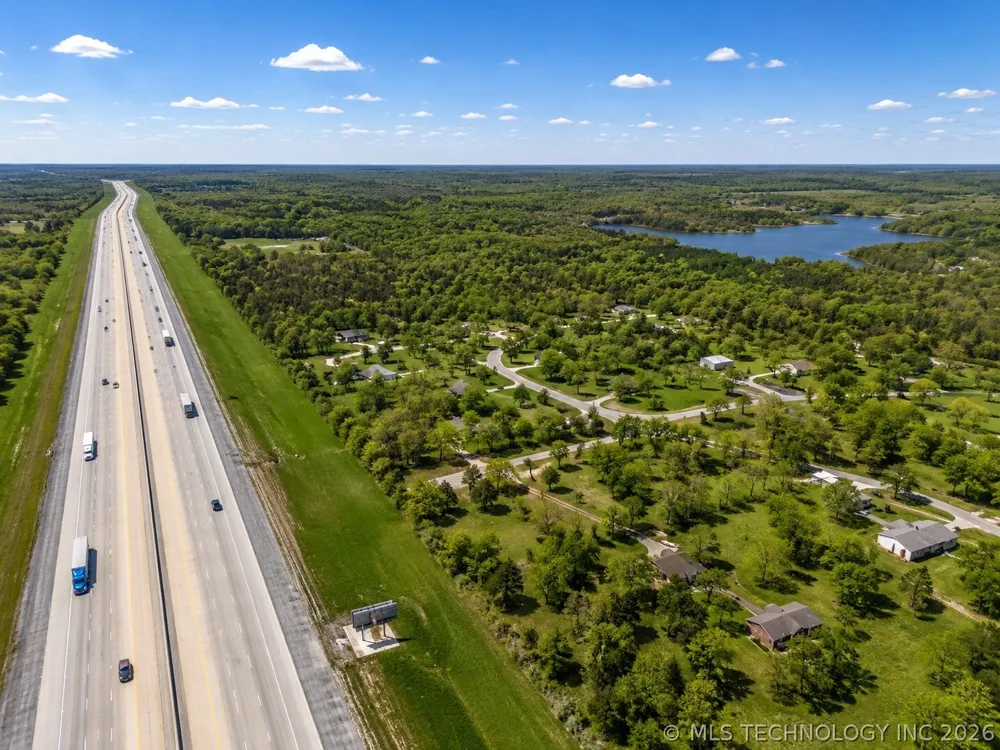 2 Hickory Bluff Street Sapulpa, OK 74066