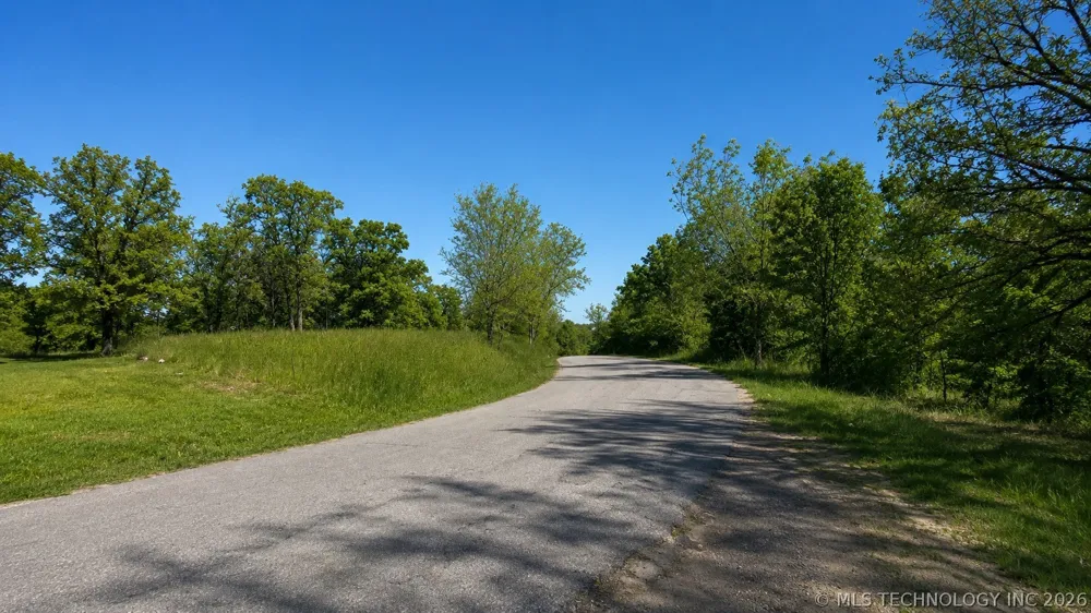 2 Hickory Bluff Street Sapulpa, OK 74066