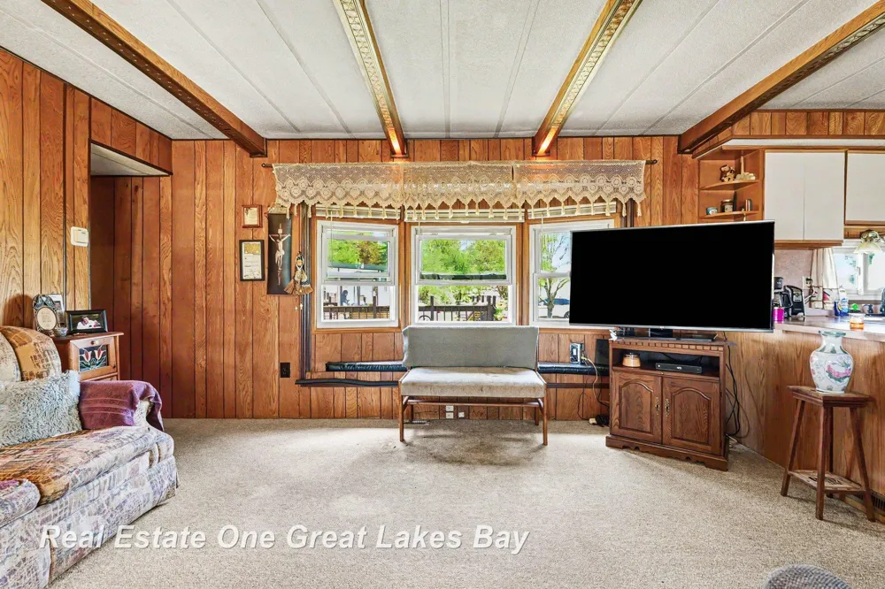 2118 Lakeview Street Standish Township, MI 48658