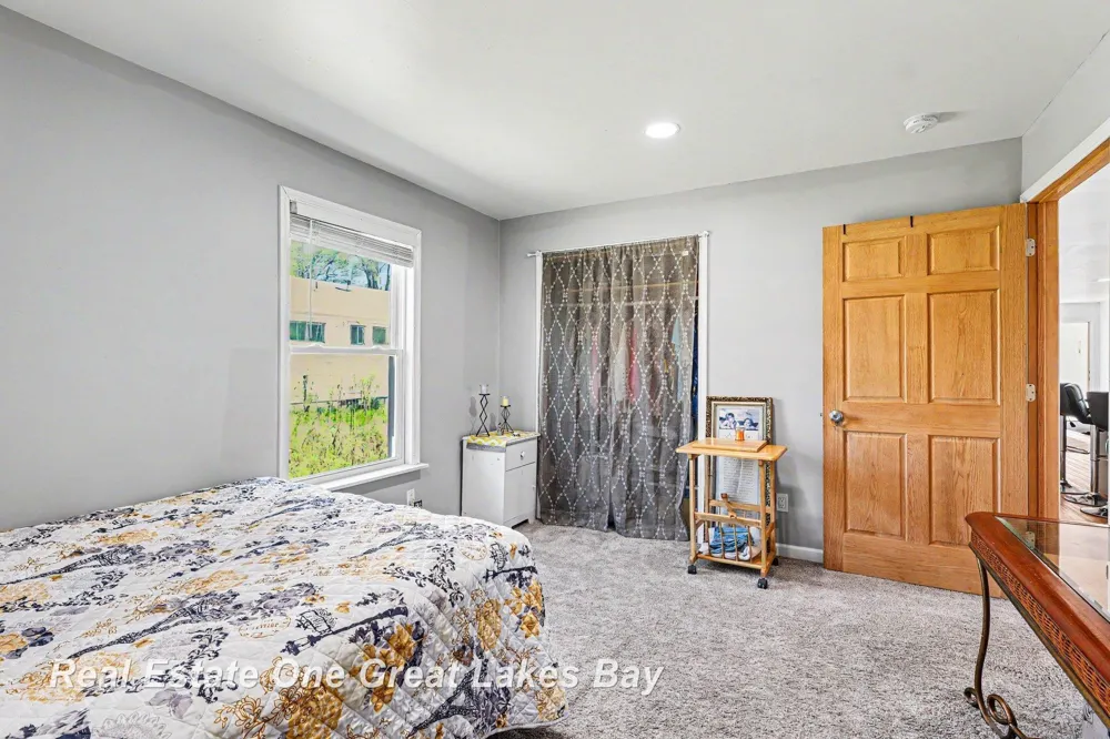 2118 Lakeview Street Standish Township, MI 48658