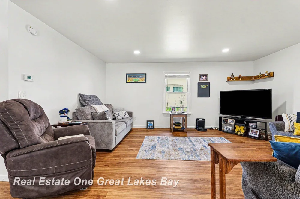2118 Lakeview Street Standish Township, MI 48658