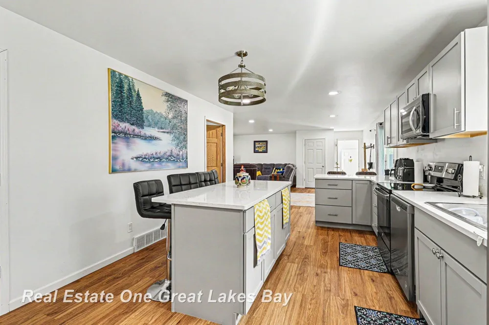 2118 Lakeview Street Standish Township, MI 48658