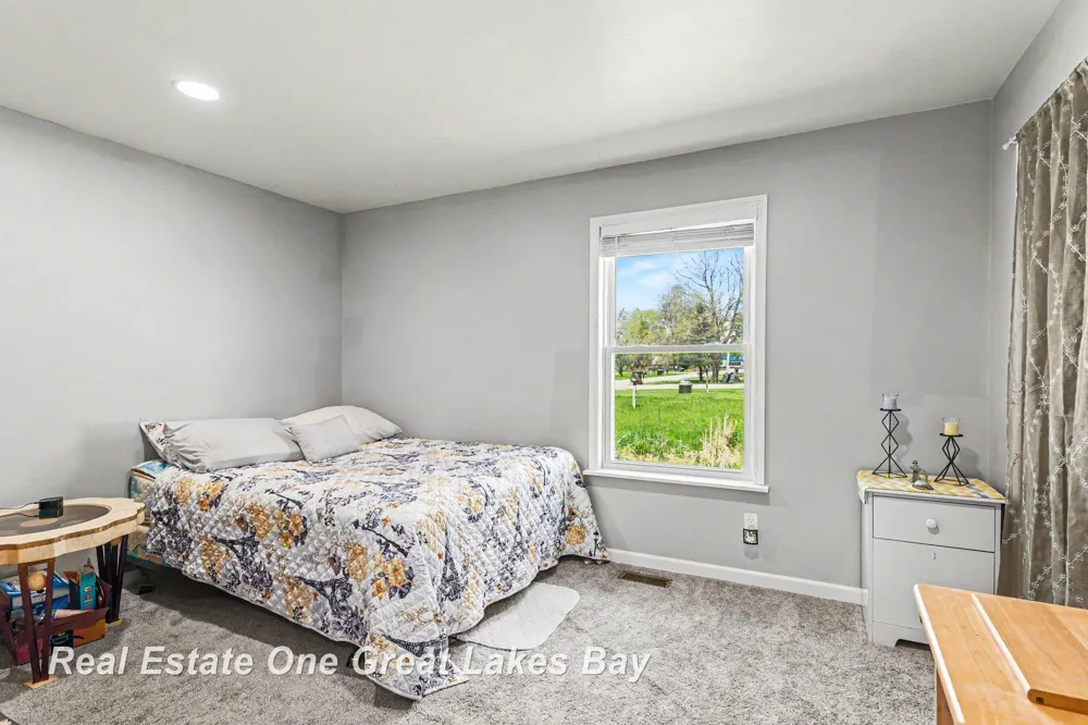 2118 Lakeview Street Standish Township, MI 48658