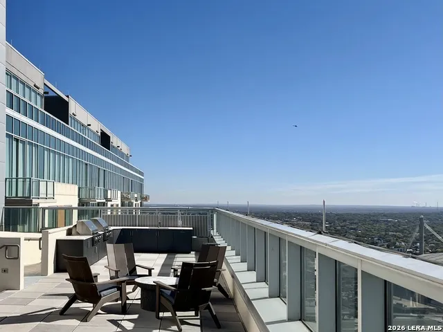 610 E Market Unit UNIT 2812 San Antonio, TX 78205