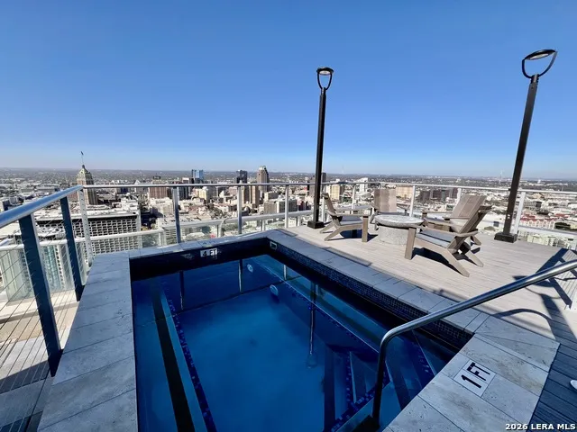 610 E Market Unit UNIT 2812 San Antonio, TX 78205