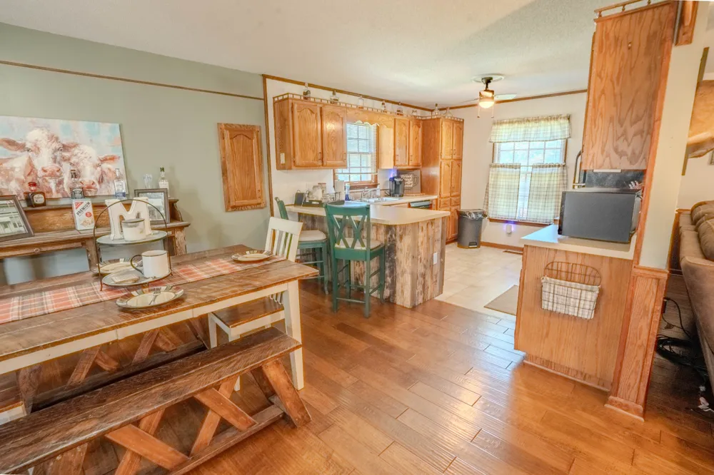 6 Hawthorne Dr Lawrenceburg, TN 38464