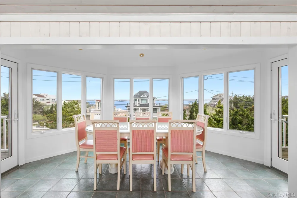 627 Dune Road Westhampton, NY 11977