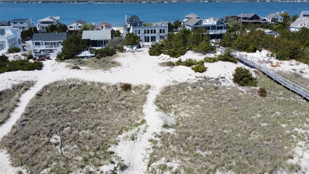627 Dune Road Westhampton, NY 11977