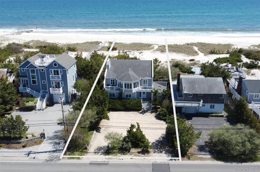 627 Dune Road Westhampton, NY 11977