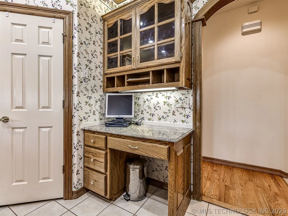 11 Longacre Drive Ramona, OK 74061